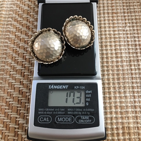 Large Estate sale solid silver clip on earrings - Picture 2 of 7